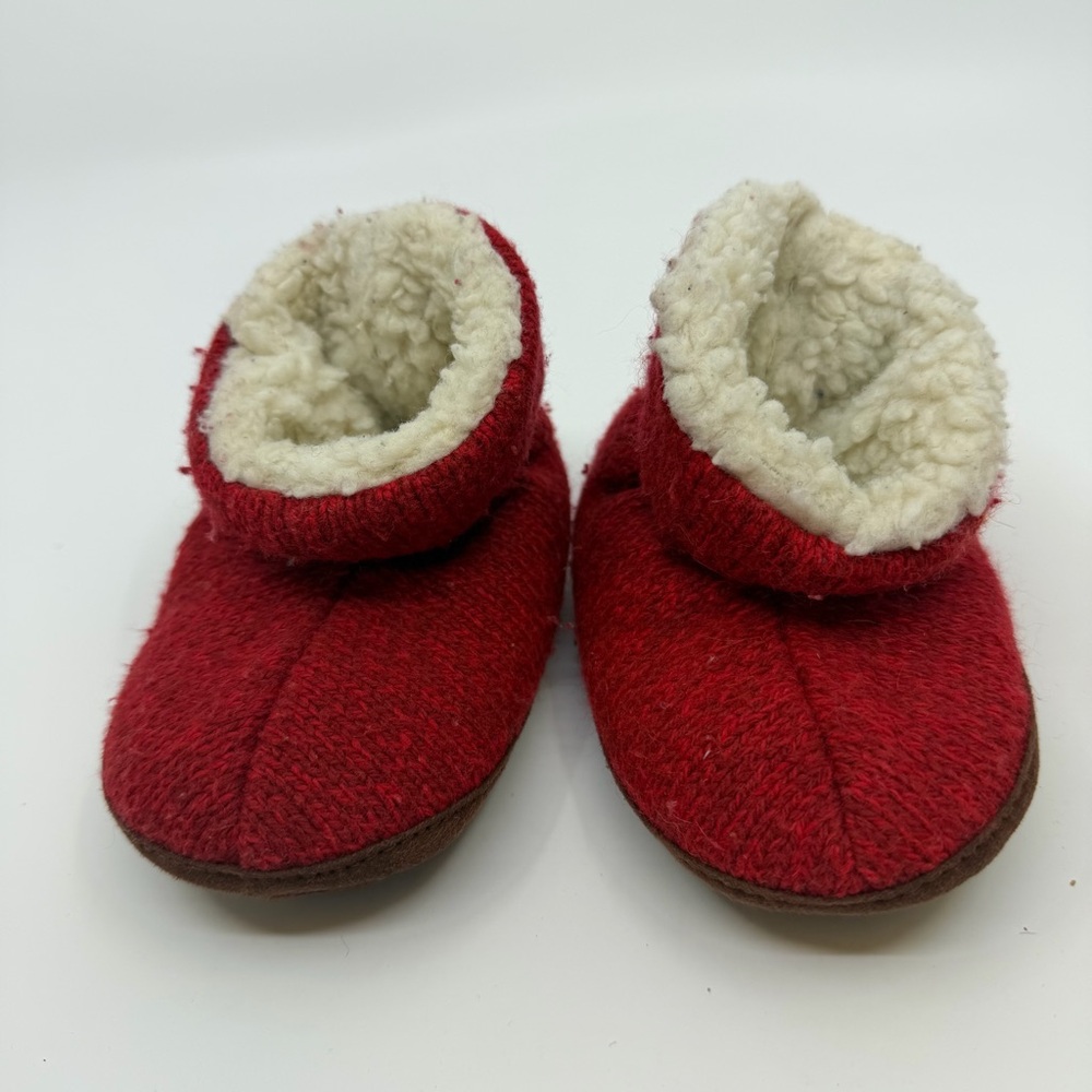Acorn Baby Bootie Slippers Red Cozy Sherpa Lined 12–18 Months